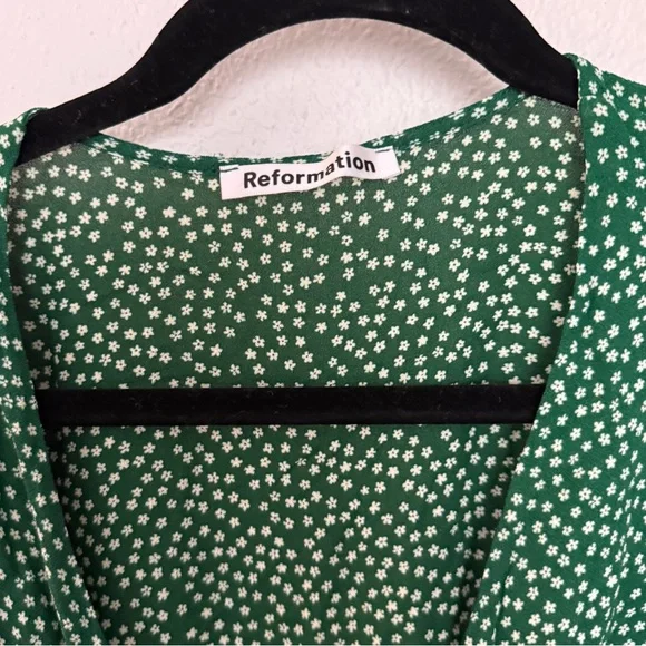 Reformation Sammy Floral Wrap Dress in Wyoming Print - Picture 9 of 11